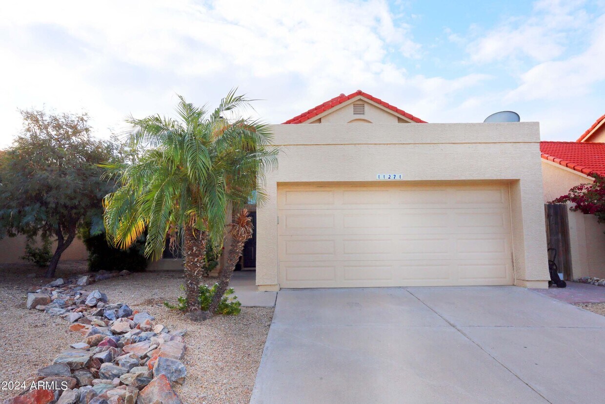 Foto principal - 11271 E Poinsettia Dr