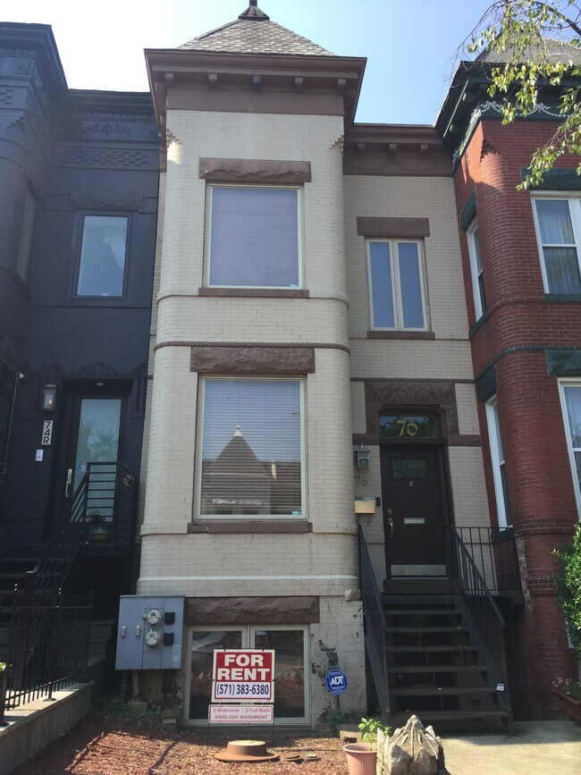 Foto del edificio - 76 R St NW