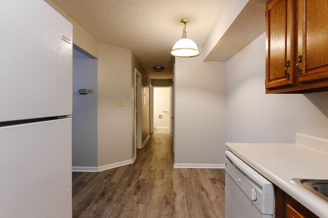 Foto del edificio - In-Unit Washer and Dryer - Near the river ...