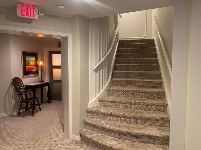 Foto del edificio - 1114 Sherwood Ln