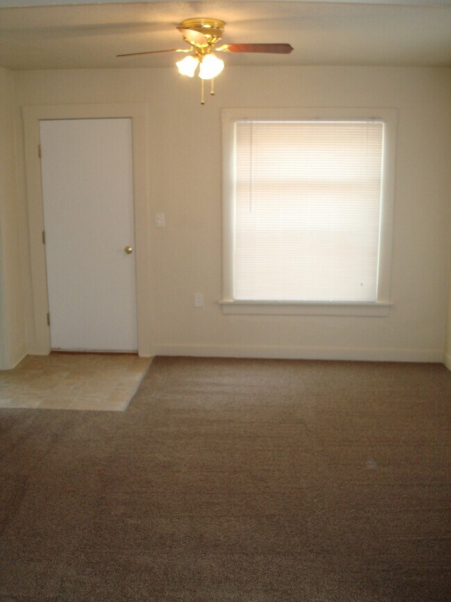 Foto del edificio - 1015 N 7th St