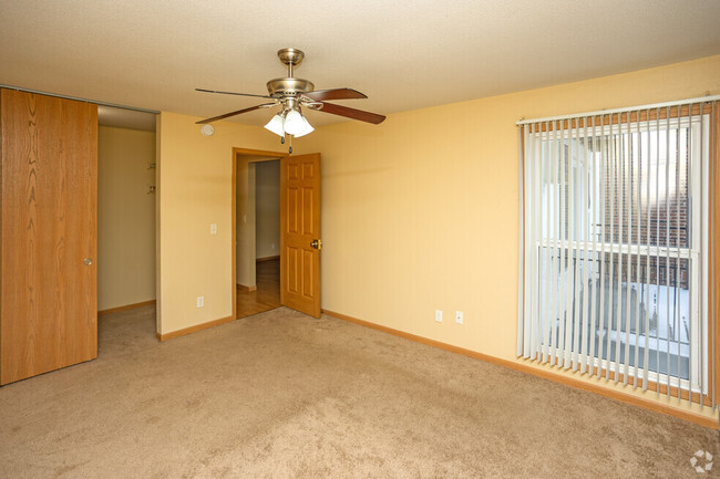 1x1 bedroom - Gateway Commons