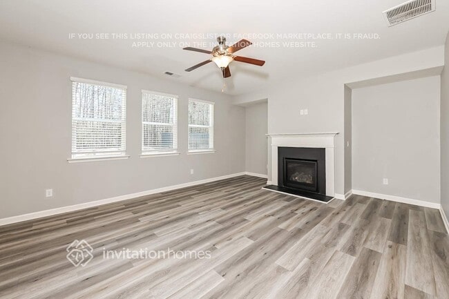 Building Photo - 4294 Woodsley Pl