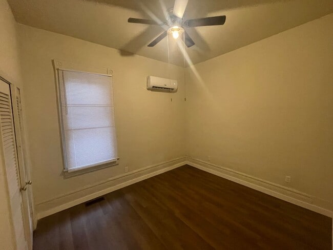 Building Photo - 3 Bed 1.5 Bath in Paducah