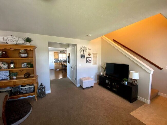 Foto del edificio - 481 Countryside Ave