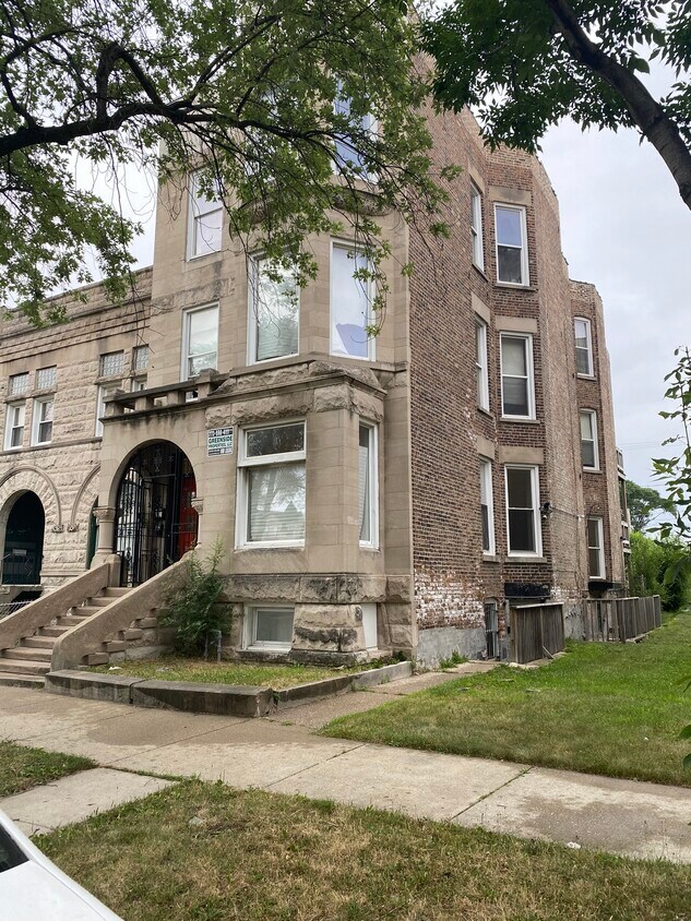 Street View Front - 4615 S Vincennes Ave