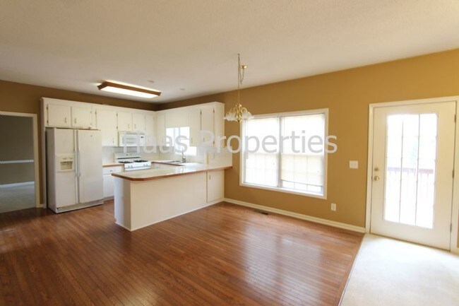Building Photo - 2057 Township Dr