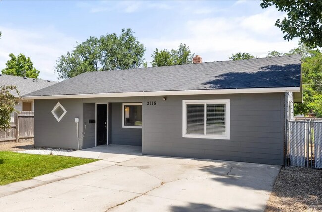 Foto del edificio - 2116 S Longmont Ave