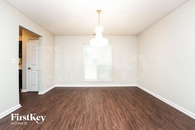 Building Photo - 7166 Stonebrook Ln