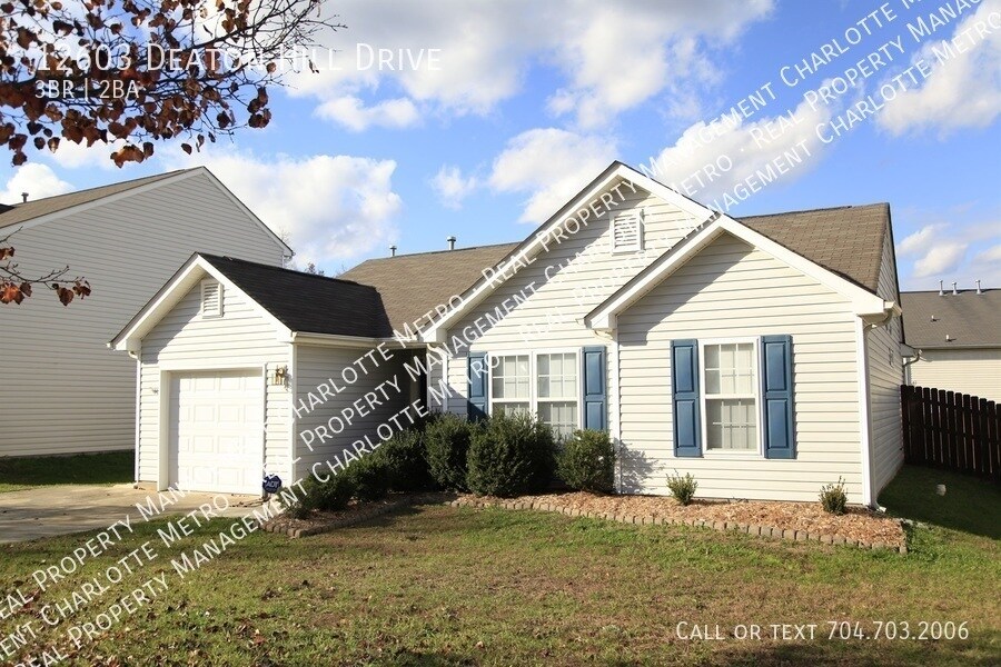 12603 Deaton Hill Dr, Charlotte, NC 28269 House Rental in Charlotte