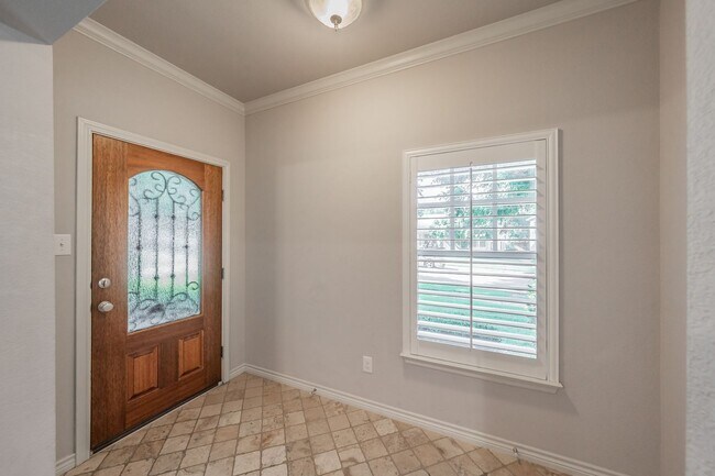 Foto del edificio - Charming 3-Bedroom, 2-Bathroom Townhome – ...