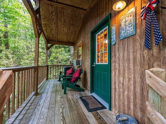 Foto del edificio - 159-2 Creekstone Drive, Nut House