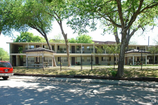 Elmhurst Place Apartments San Antonio Elmhurst Place Apartments San Antonio