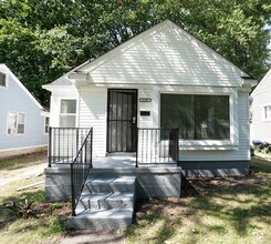 Building Photo - 17597 Pierson St