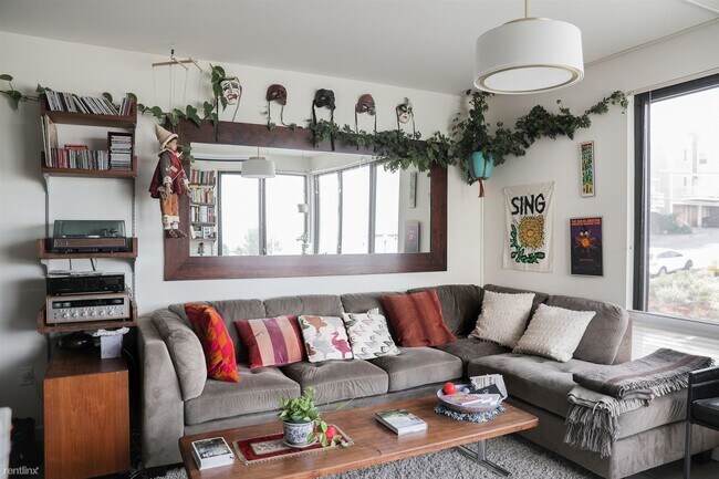 Foto del edificio - 3 br, 3 bath Townhome - 501 Donahue Street 2