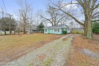 Building Photo - 362 NC-11