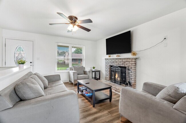 Building Photo - 240 Seebold Spur