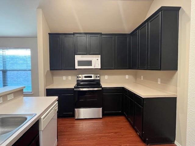 Building Photo - 621 Crystal Falls Dr