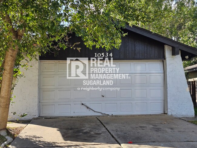 Building Photo - Gorgeous One Story Home in Sugar Land, TX