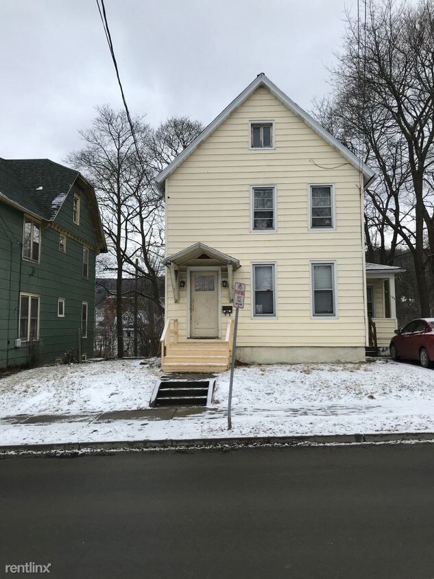2 br, 1 bath House 103 Pennsylvania Ave House Rental in Binghamton, NY