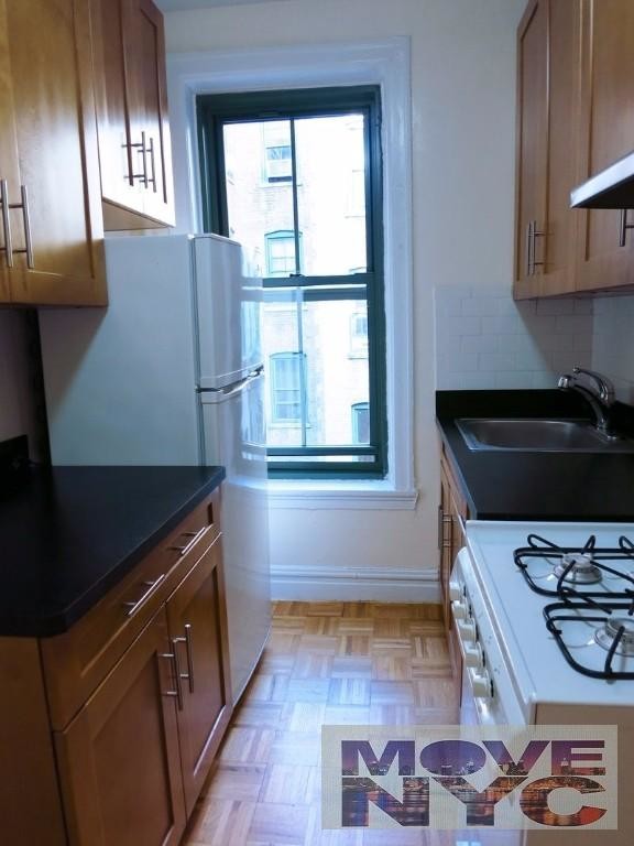 Foto del edificio - 510 E 79th St