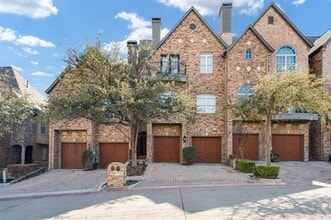 Building Photo - 554 Rockingham Dr