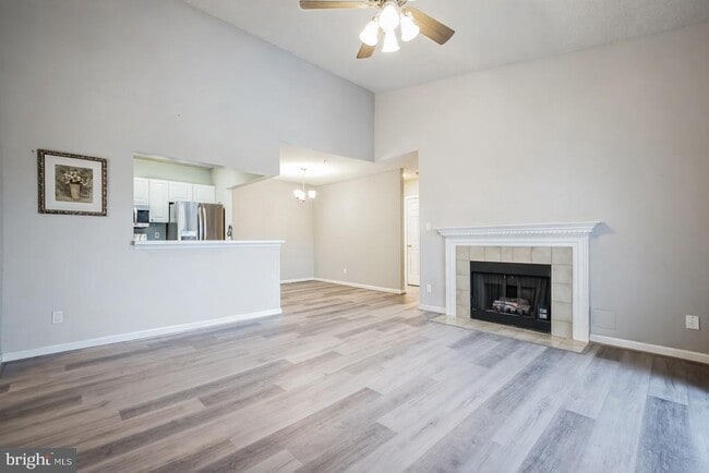 Building Photo - 20281 Beechwood Terrace