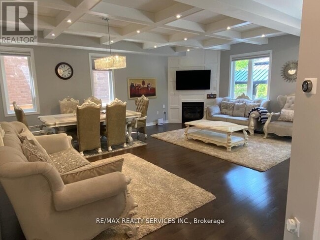 Building Photo - 58 Promenade Dr