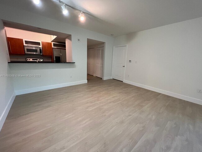 Foto del edificio - 7355 SW 89th St