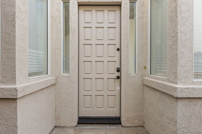 Foto del edificio - Spacious Vista Home