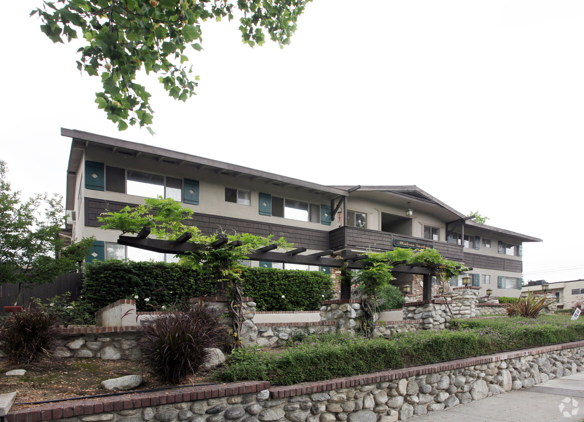 Building Photo - Wisteria Gardens