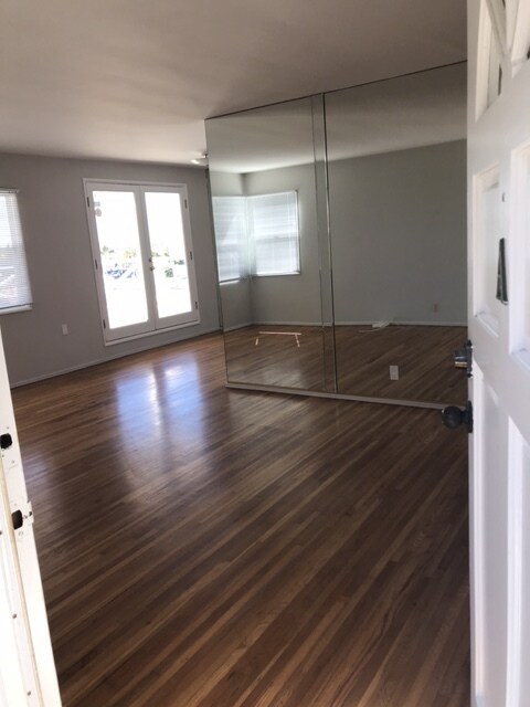 Foto del edificio - 311 Avenue H