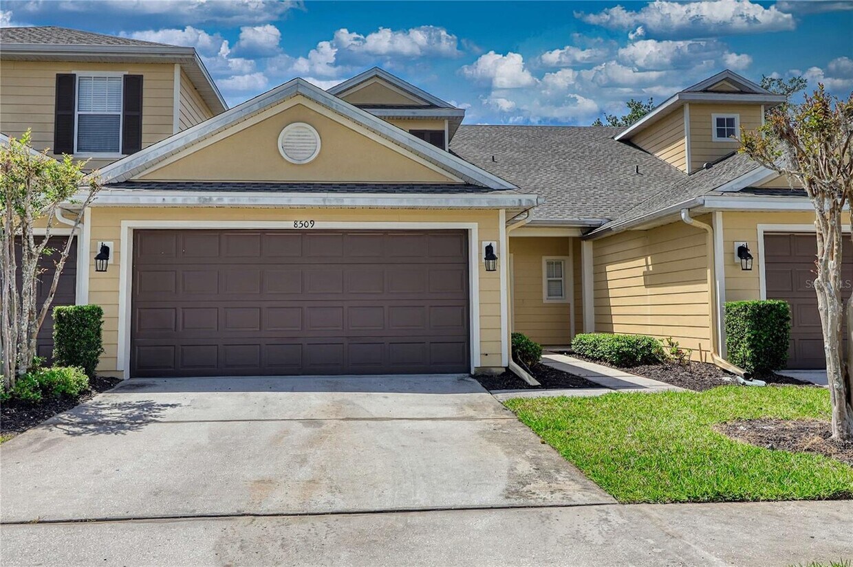 Foto principal - 8509 Broken Willow Ct