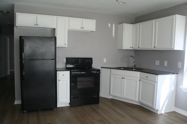 Photo - 2319 NW 12th St Apartment