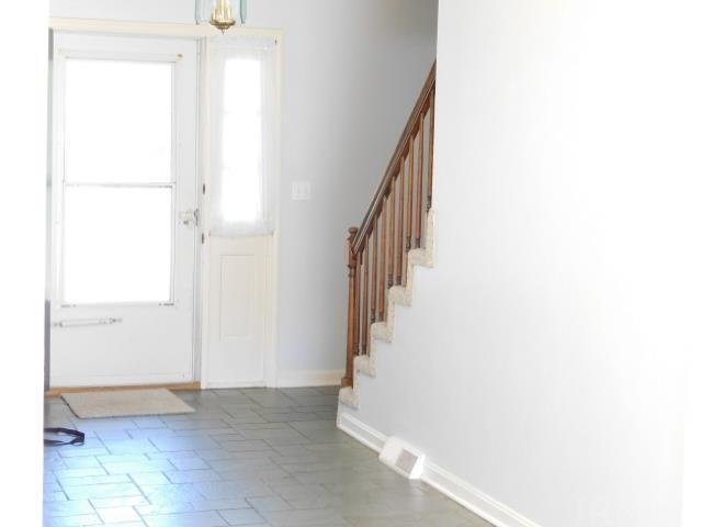 Building Photo - 7577 Nottingham Dr