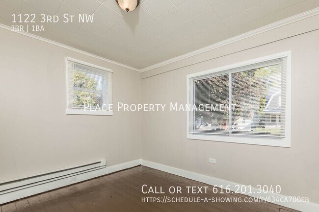 Building Photo - 1122 3rd St NW - Charming 3 Bedroom House!!