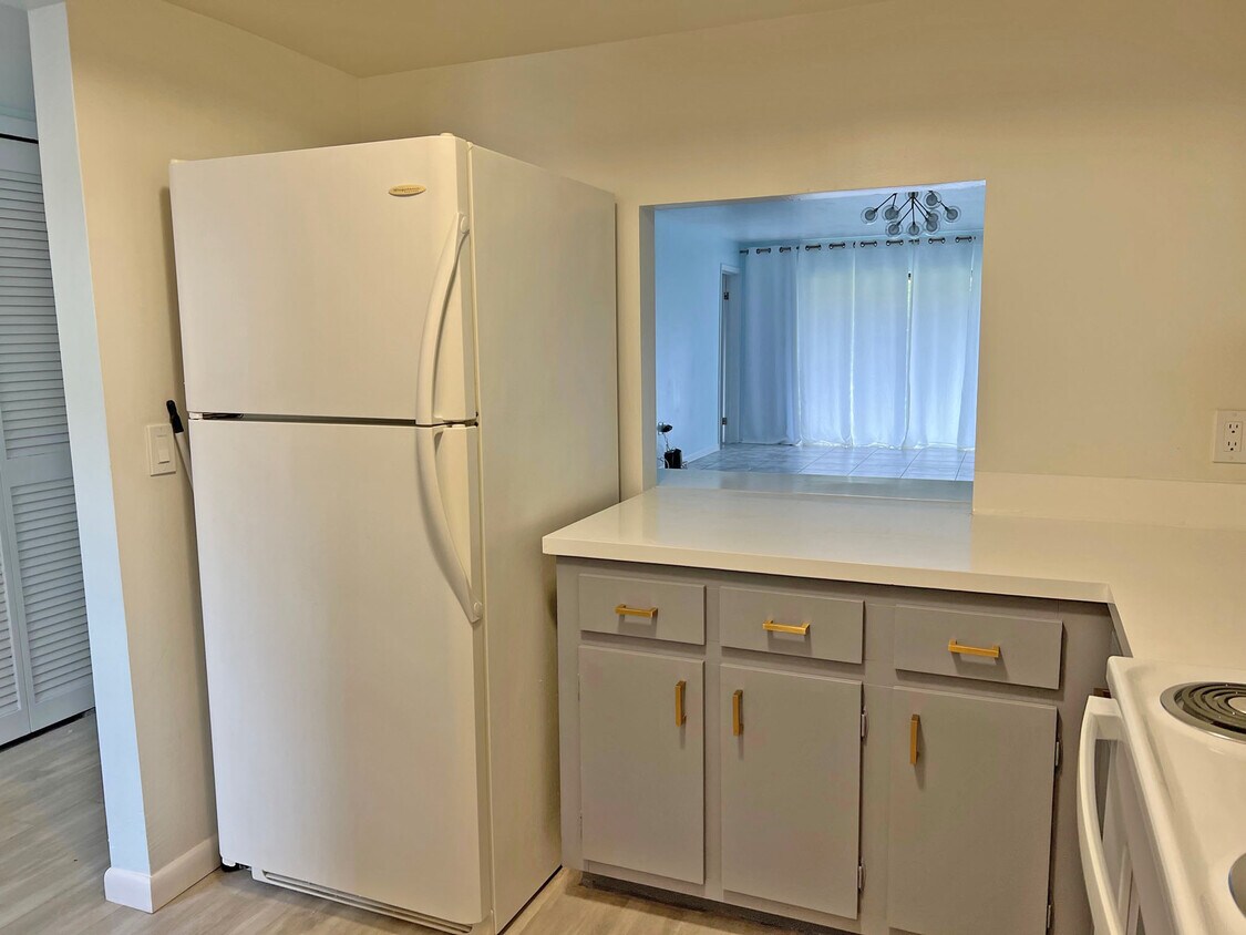 Foto principal - 5800 N Banana River Blvd