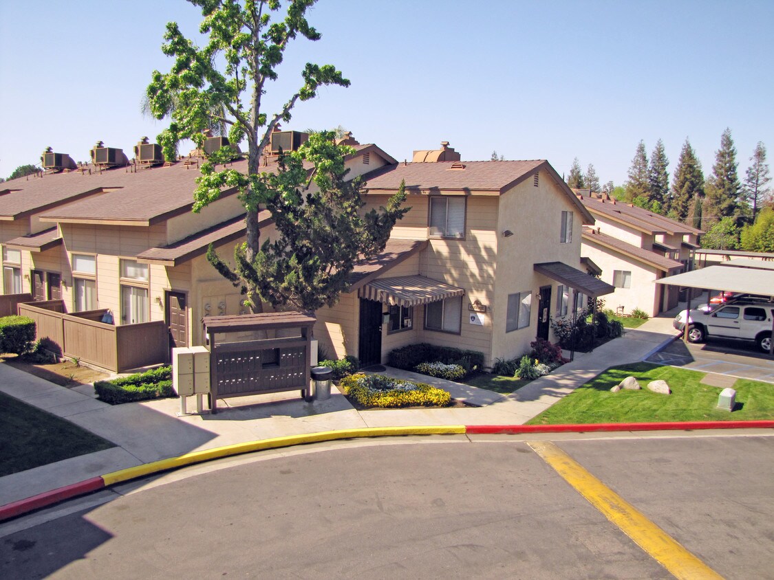 Plaza Del Real Apartments Bakersfield Ca Apartments Com