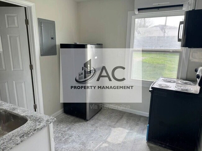 Foto del edificio - 3632 Manslick Rd