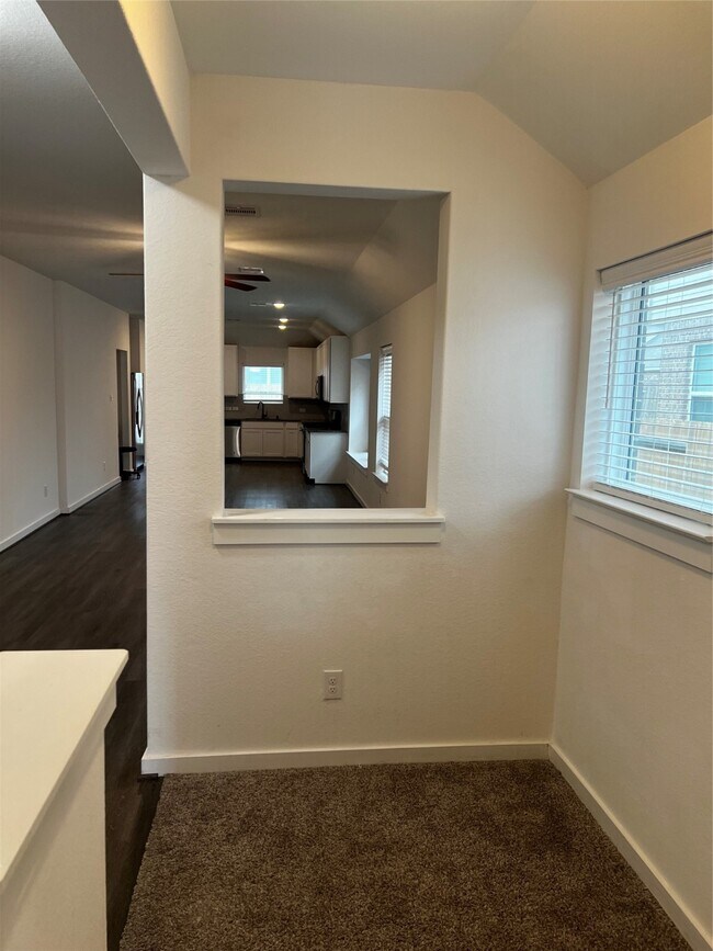 Building Photo - 9214 Melmack Dr