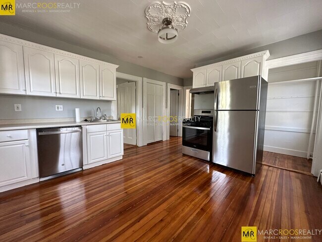 Building Photo - 135 Nonantum St