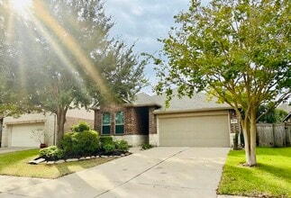 Building Photo - 28707 Mayes Bluff Dr