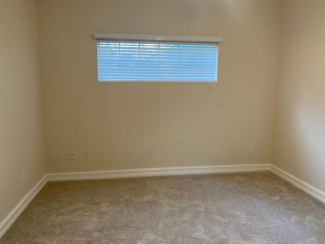 Foto del edificio - 5142 Wild Rose Way