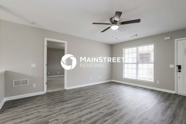 Foto del edificio - 3 Bedroom Pet-Friendly Home in Winder, GA with Main Street Renewal