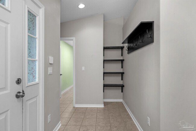 Building Photo - 2081 Seagrape Dr