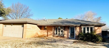 Building Photo - 5304 94th St