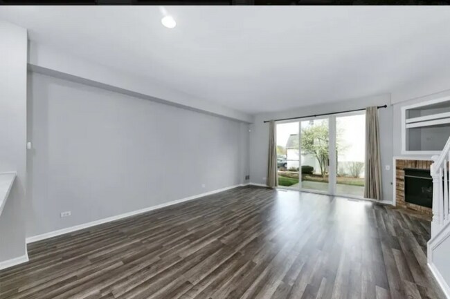 Foto del edificio - 2531 Bordeaux Ln