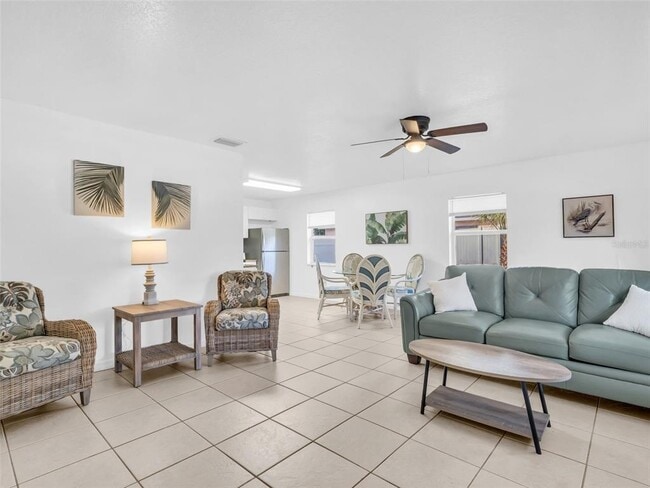 Foto del edificio - 103 W Park St