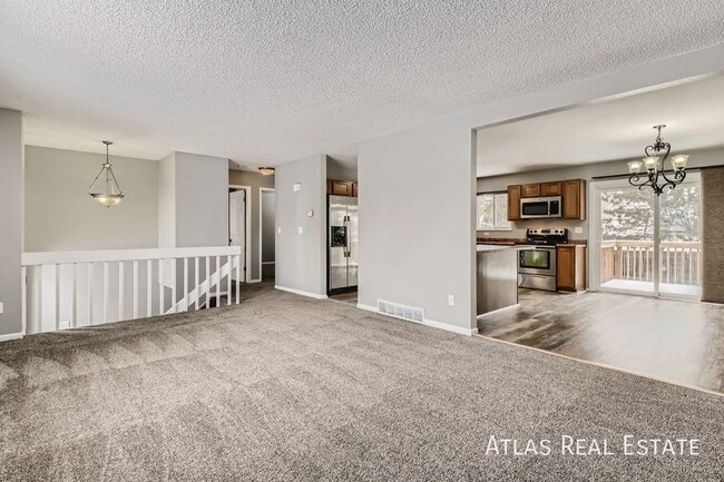 Building Photo - 4606 Misty Dr