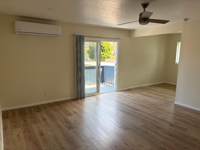 Living Room - 7702 Amberleaf Cir